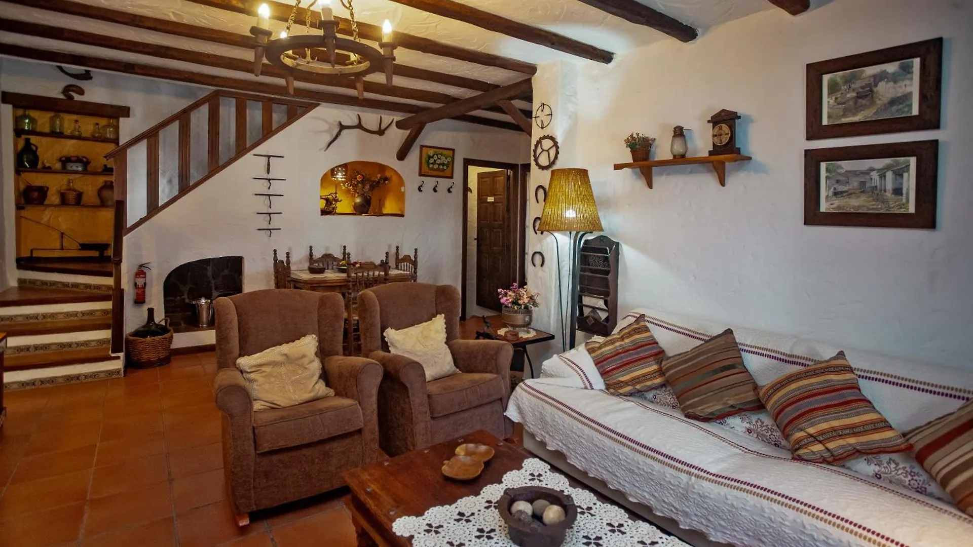 Holiday home Casa El Barbero 1810 Villa Benaocaz Spain