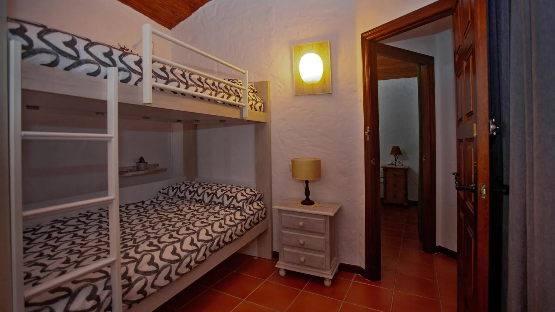 Holiday home Casa El Barbero 1810 Villa Benaocaz Spain