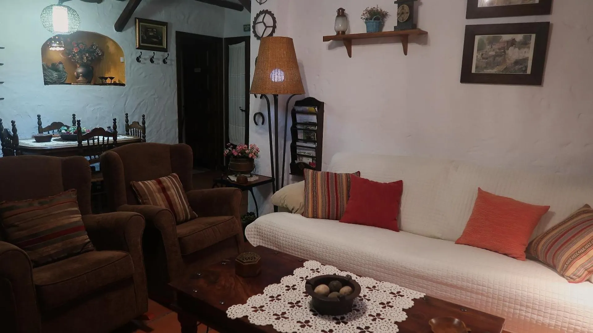 Casa El Barbero 1810 Villa Benaocaz